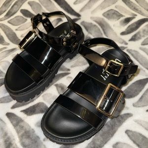 Lemon drop Dollskill sandals